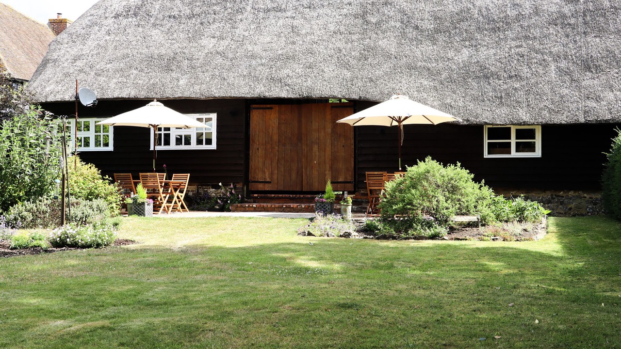 Photo of Others in Etchinghill