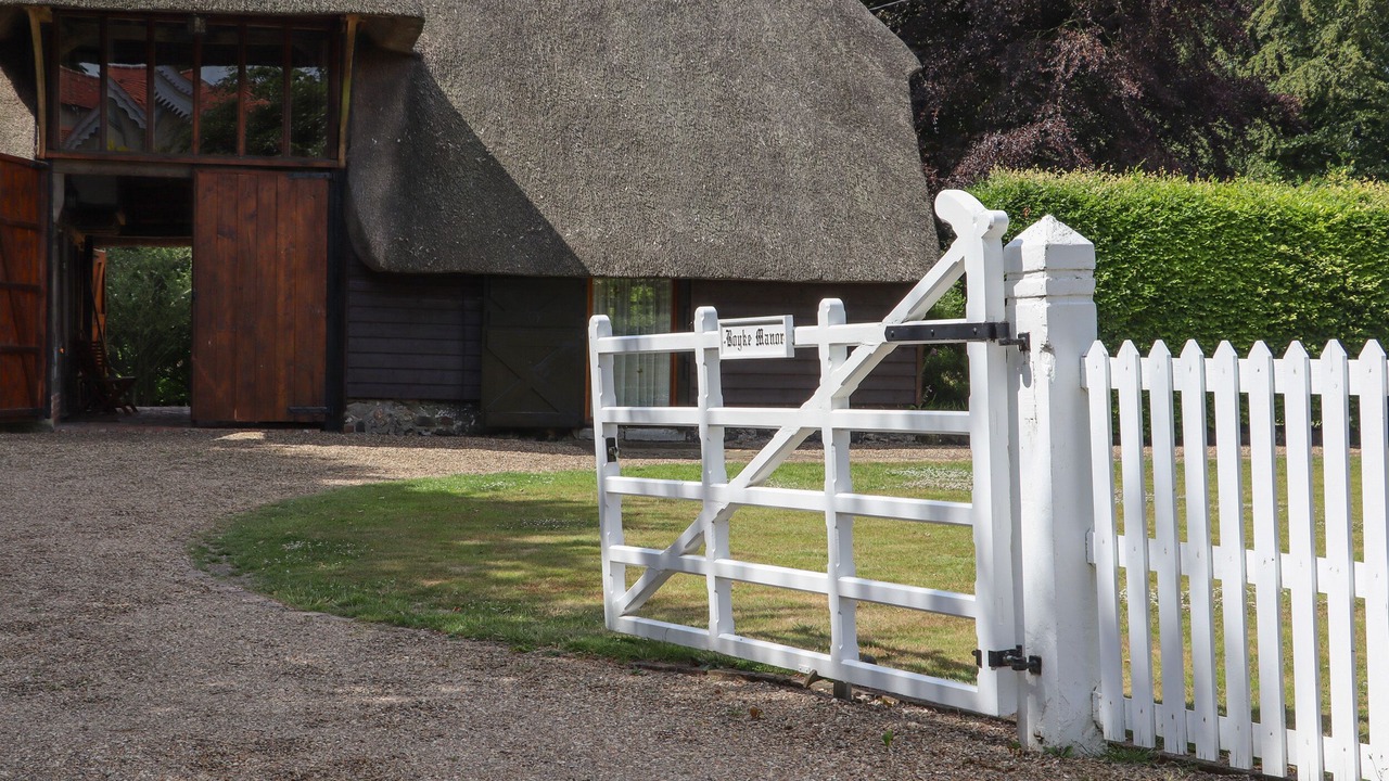 Photo of Others in Etchinghill