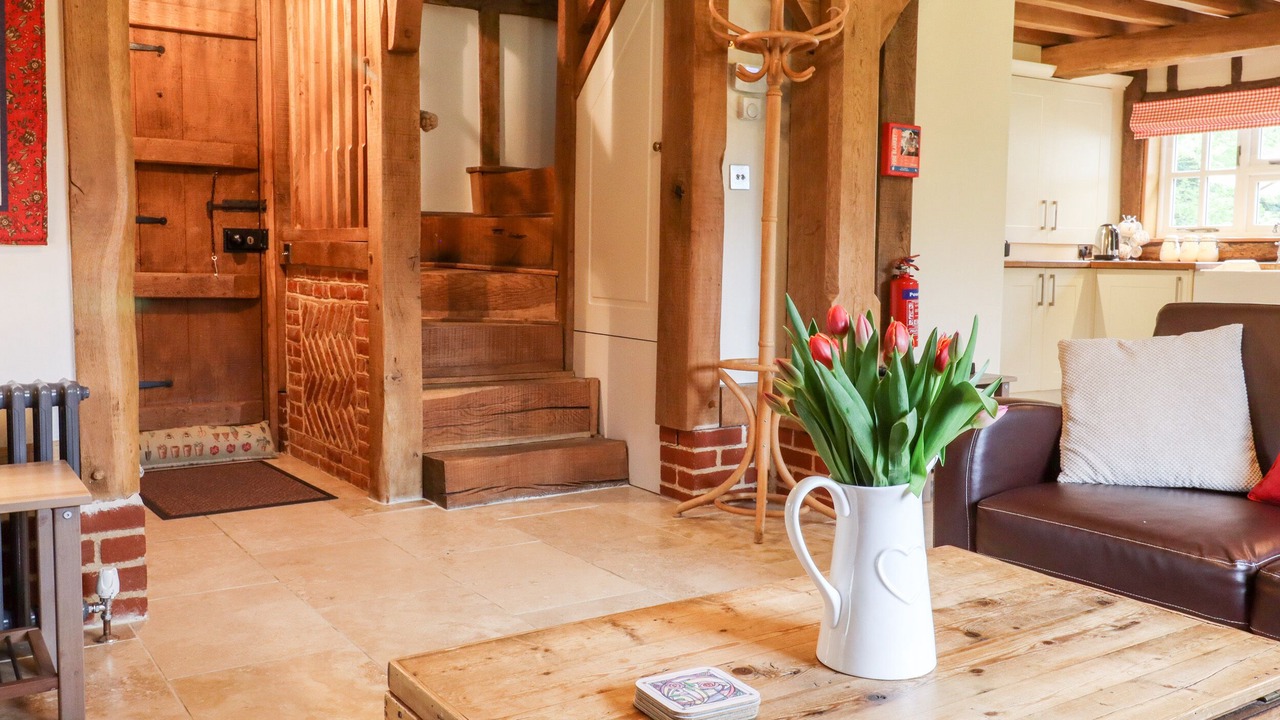 Photo of Others in Etchinghill