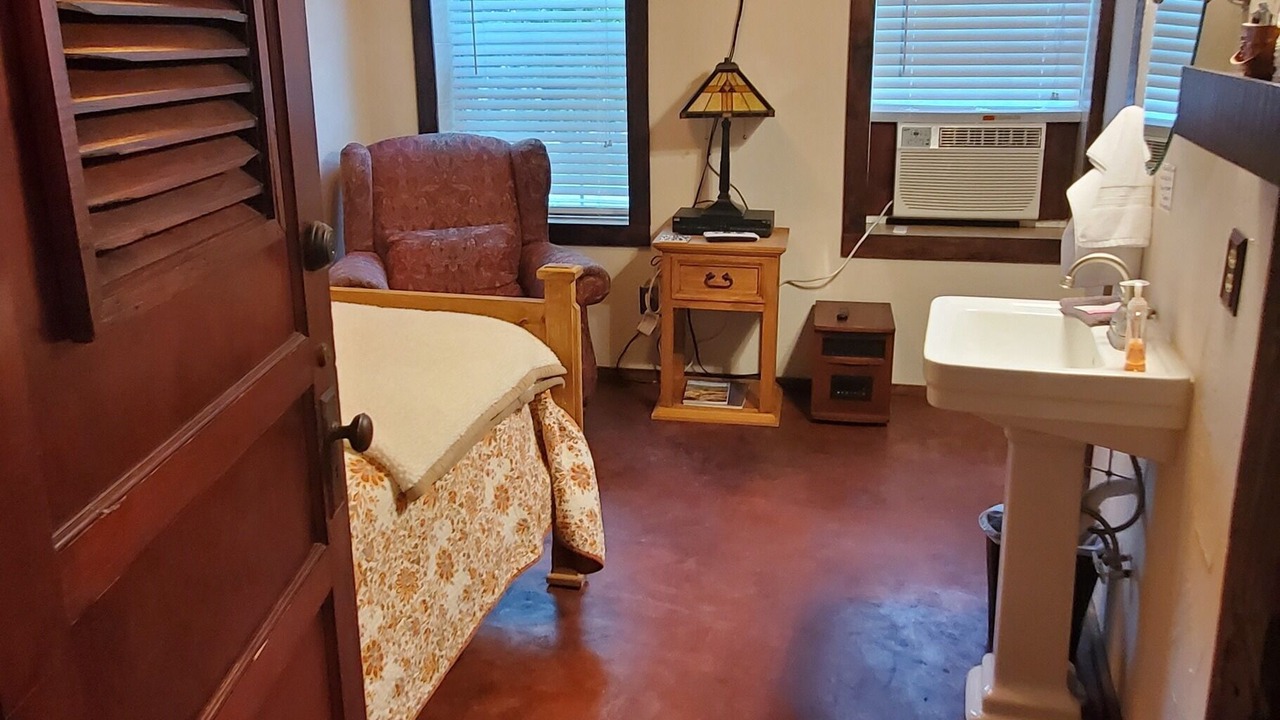 Photo of Livingroom in Talihina