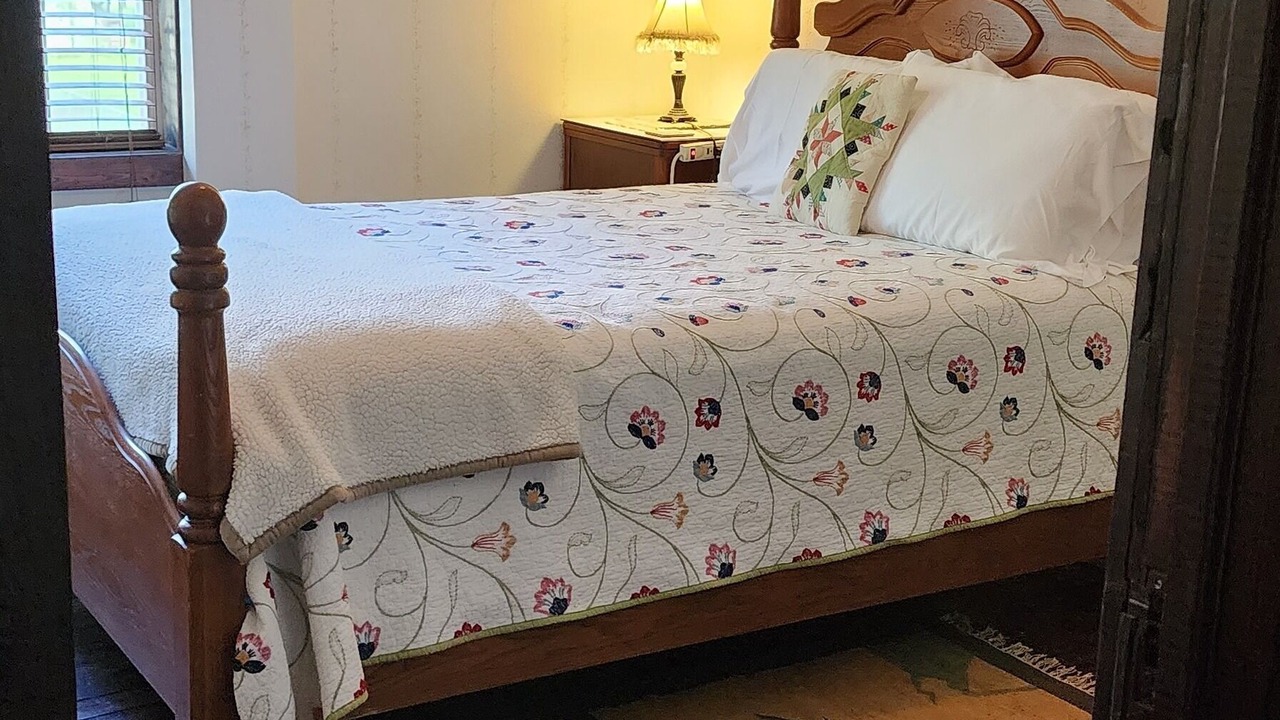 Photo of Bedroom in Talihina