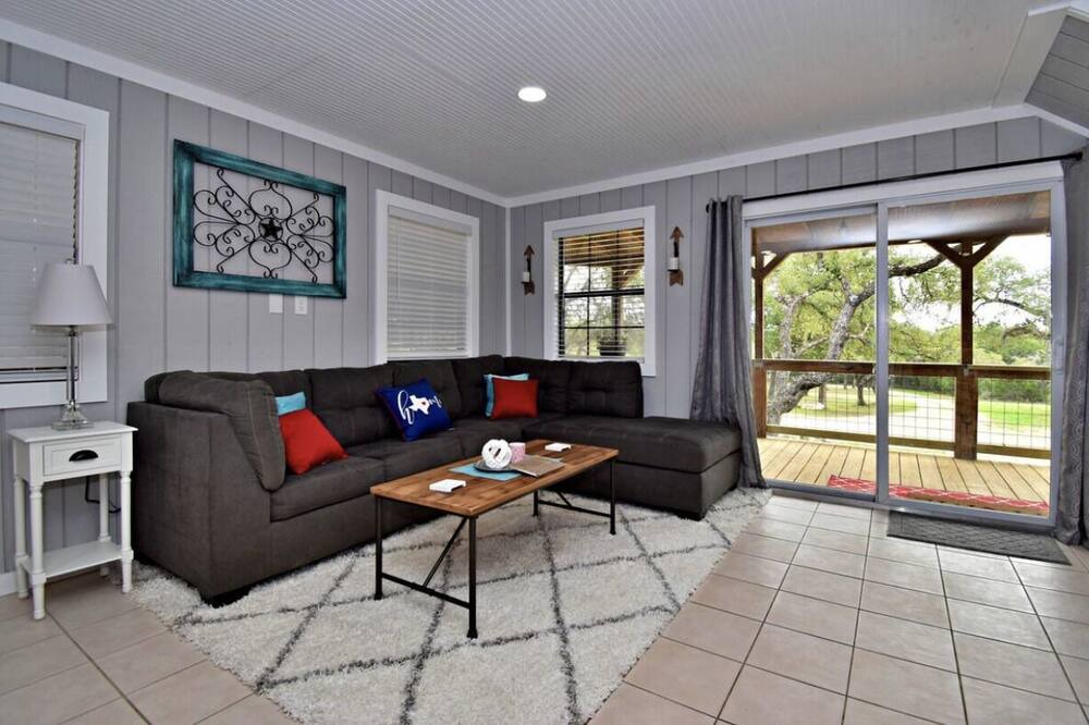 Photo of Livingroom in Bulverde