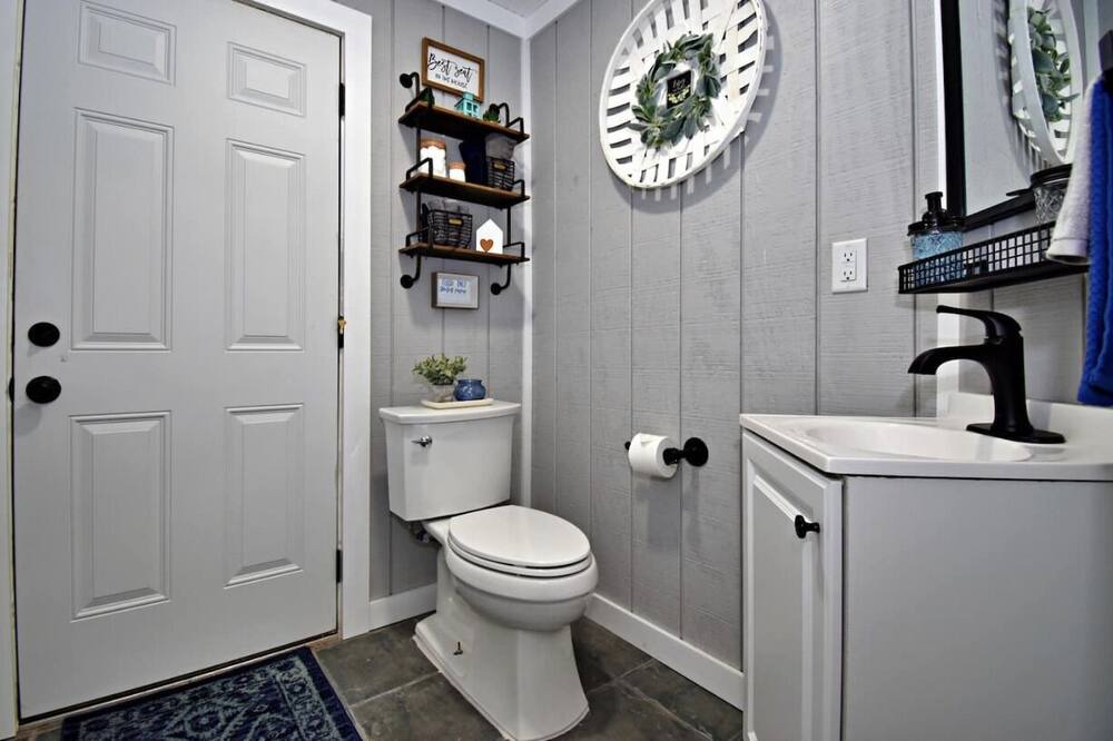 Photo of Bathroom in Bulverde