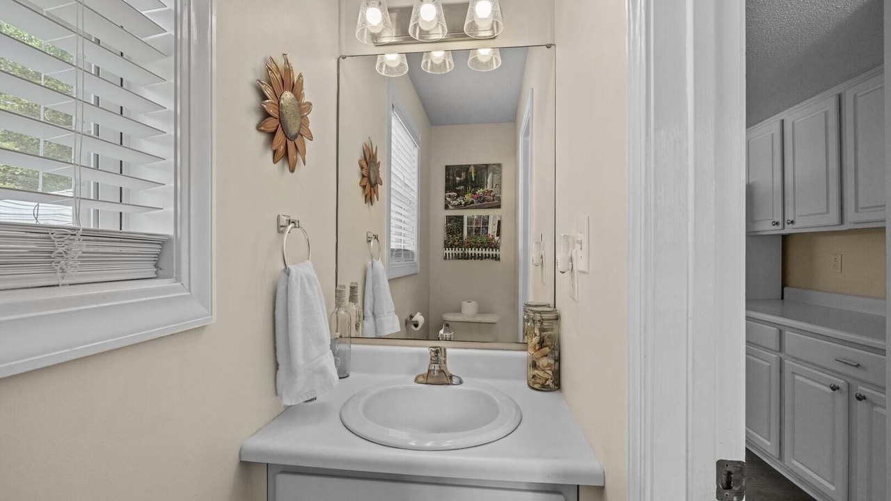 Photo of Bathroom in Harkers Island