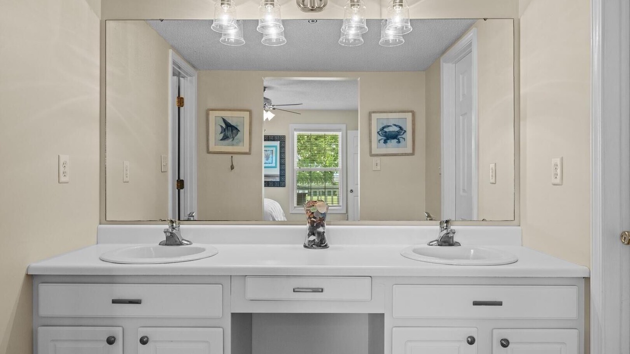 Photo of Bathroom in Harkers Island