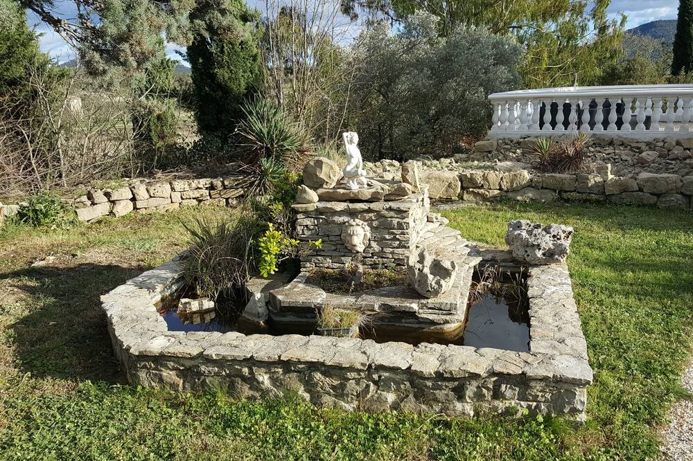 Photo of Outdoor in Saint-Andre-de-Cruzieres