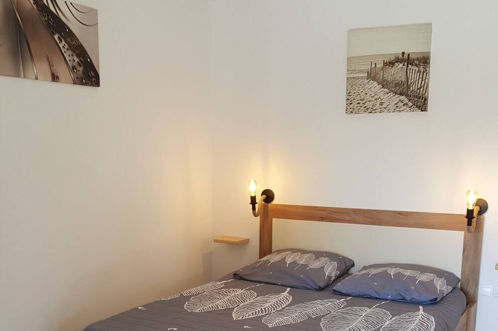 Photo of Bedroom in Saint-Andre-de-Cruzieres