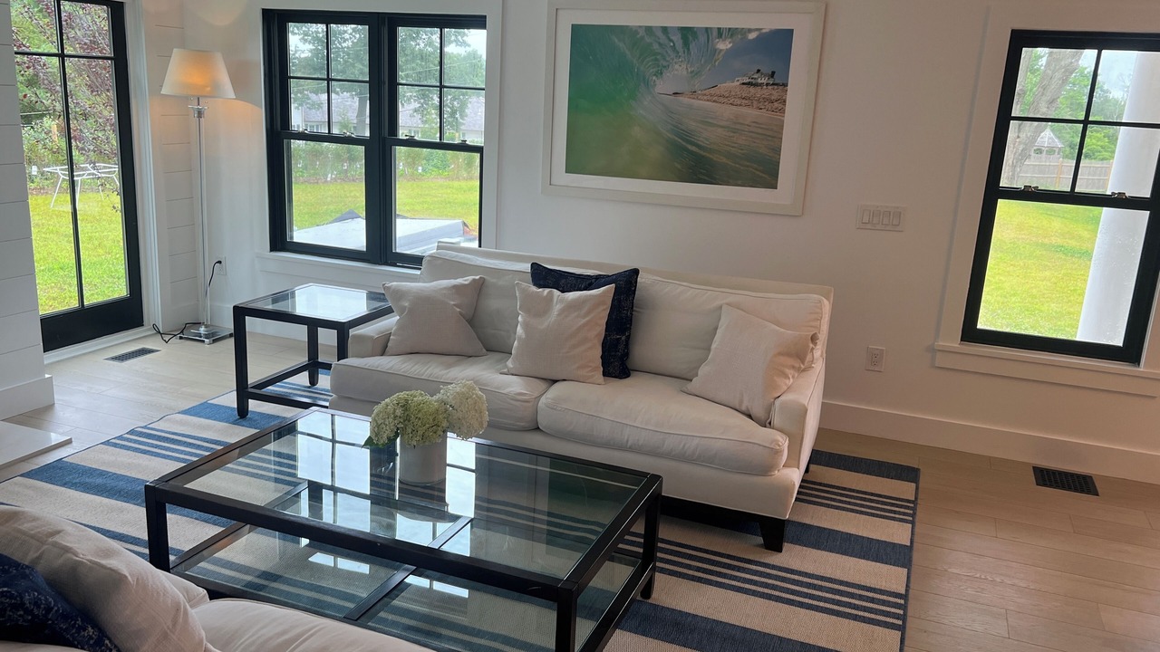 Photo of Livingroom in Watch Hill