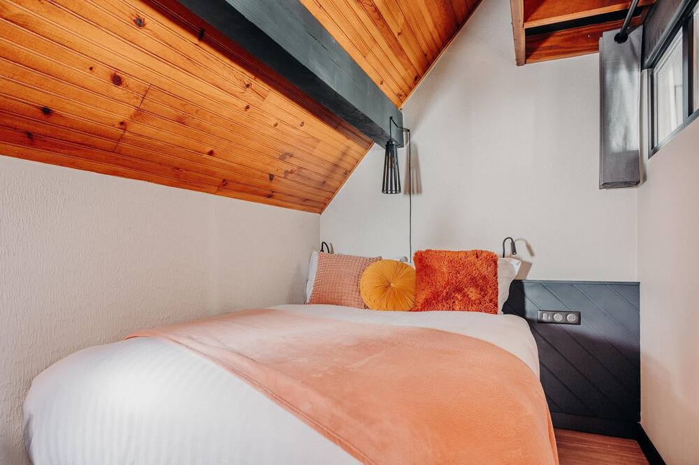 Photo of Bedroom in Eaux-Bonnes