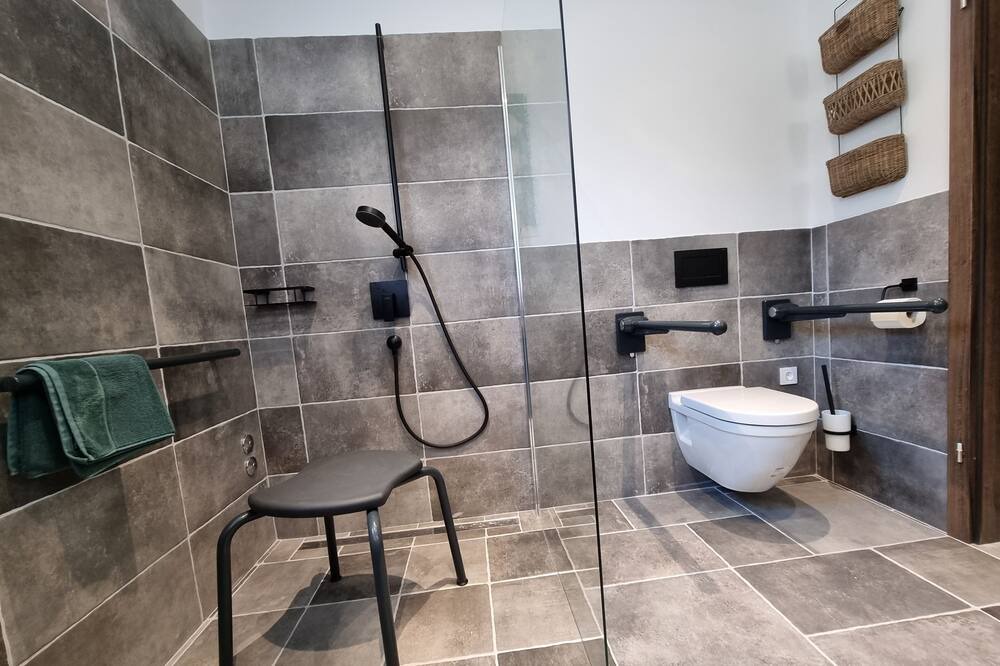 Photo of Bathroom in Suha Punta