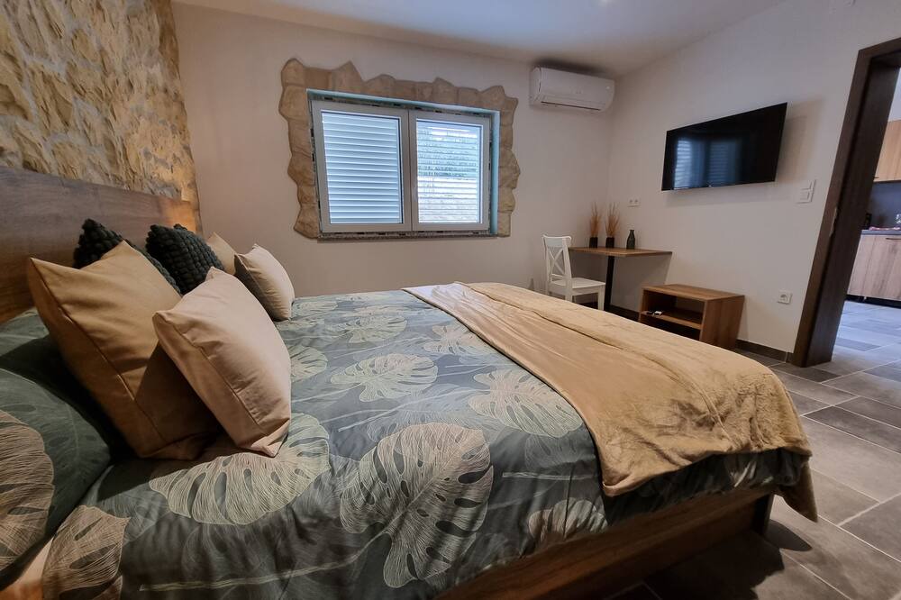 Photo of Bedroom in Suha Punta