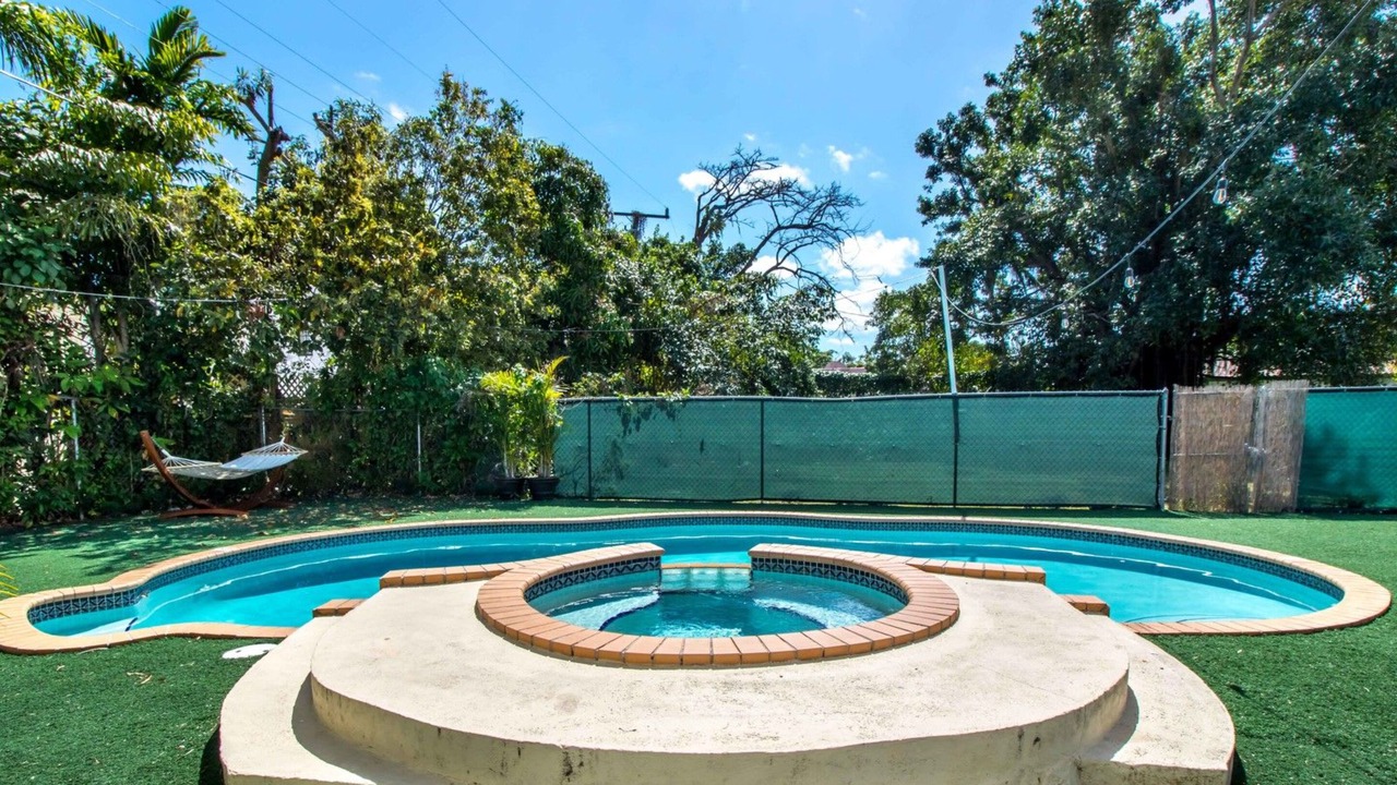 Photo of Outdoor in Northeast Miami