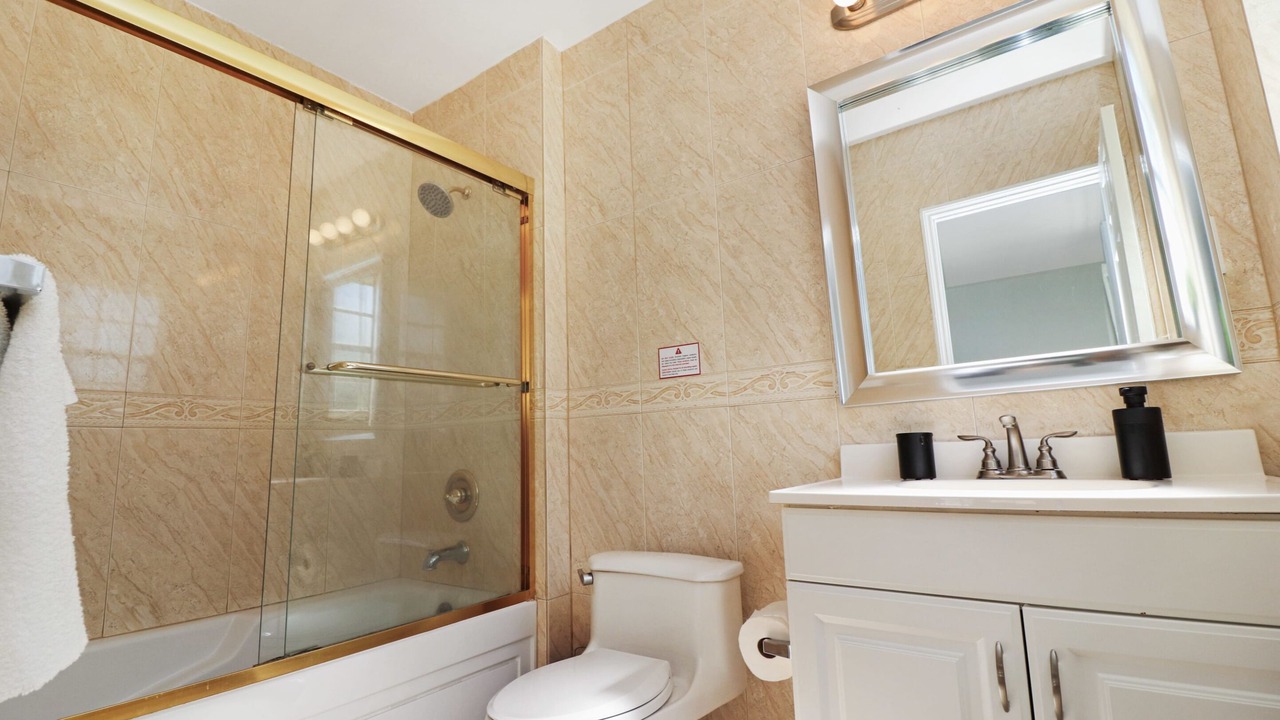 Photo of Bathroom in Northeast Miami