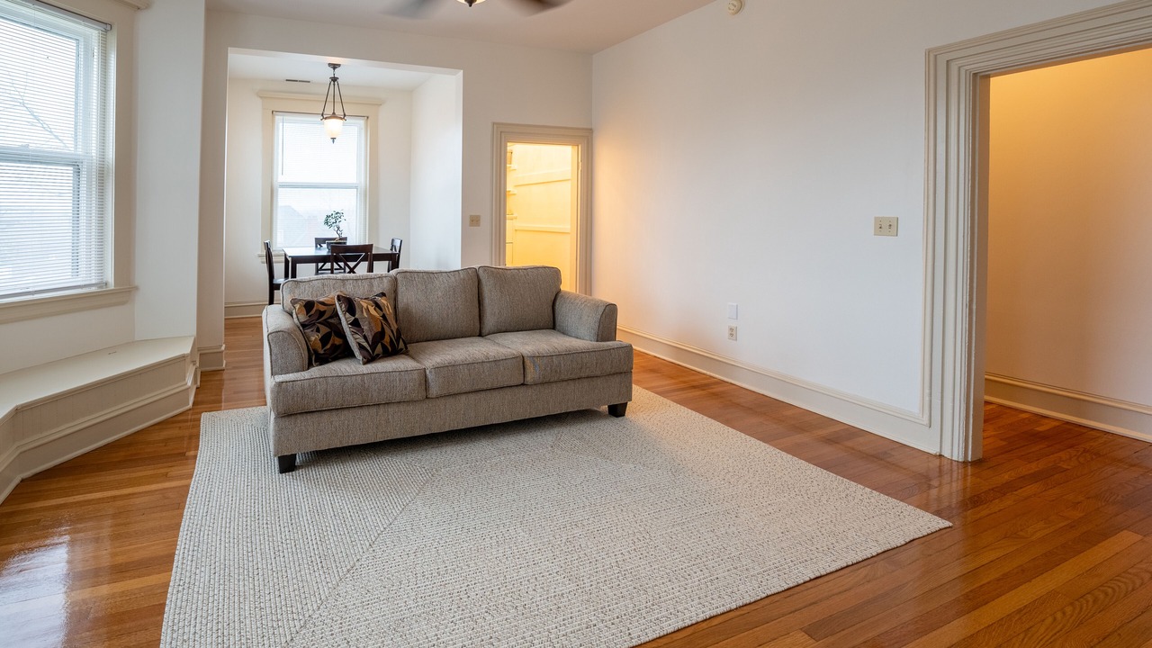 Photo of Livingroom in Jefferson City