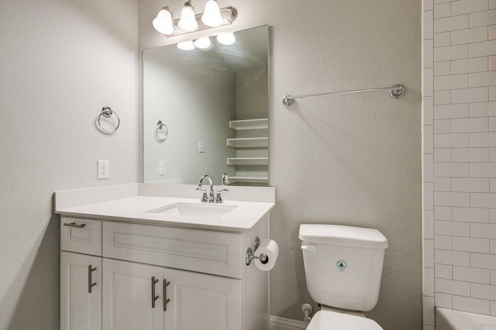 Photo of Bathroom in Frisco
