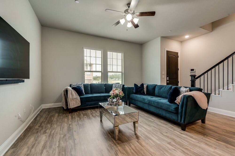 Photo of Livingroom in Frisco