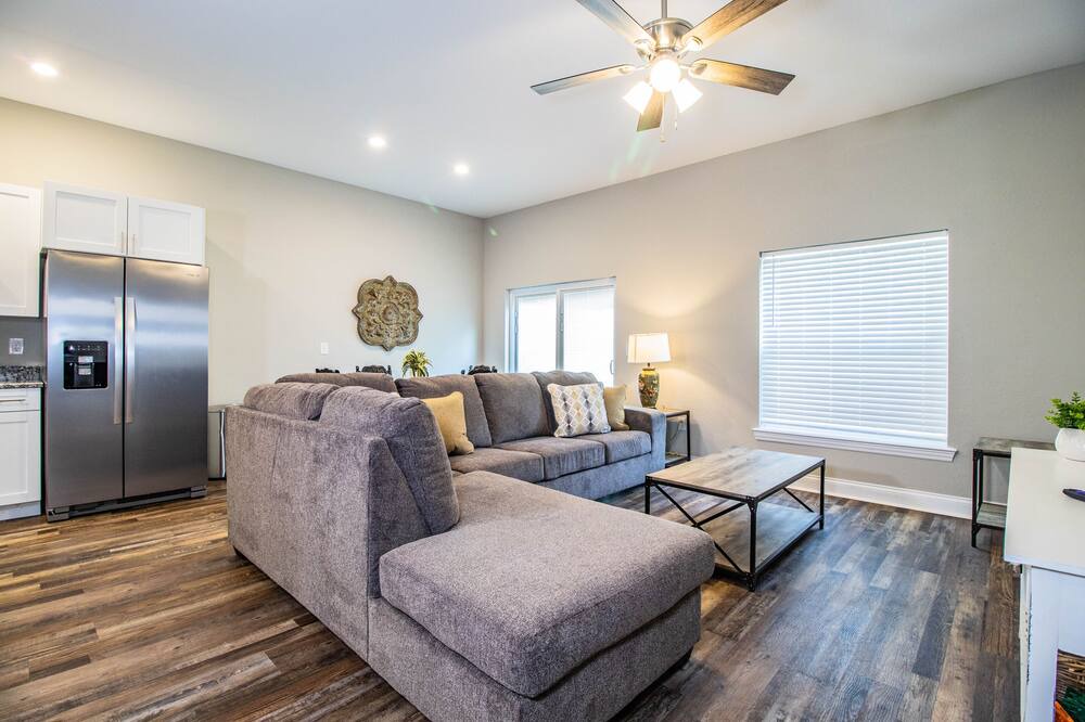 Photo of Livingroom in Bartow