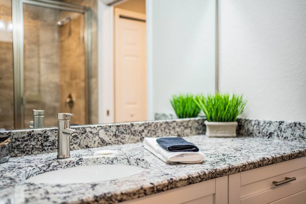 Photo of Bathroom in Bartow
