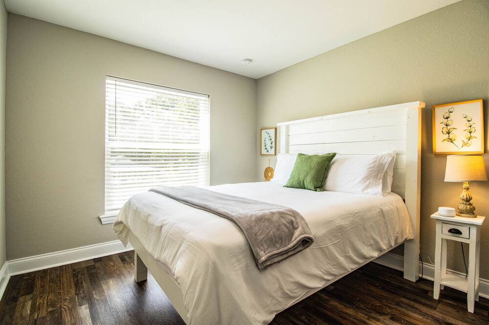 Photo of Bedroom in Bartow