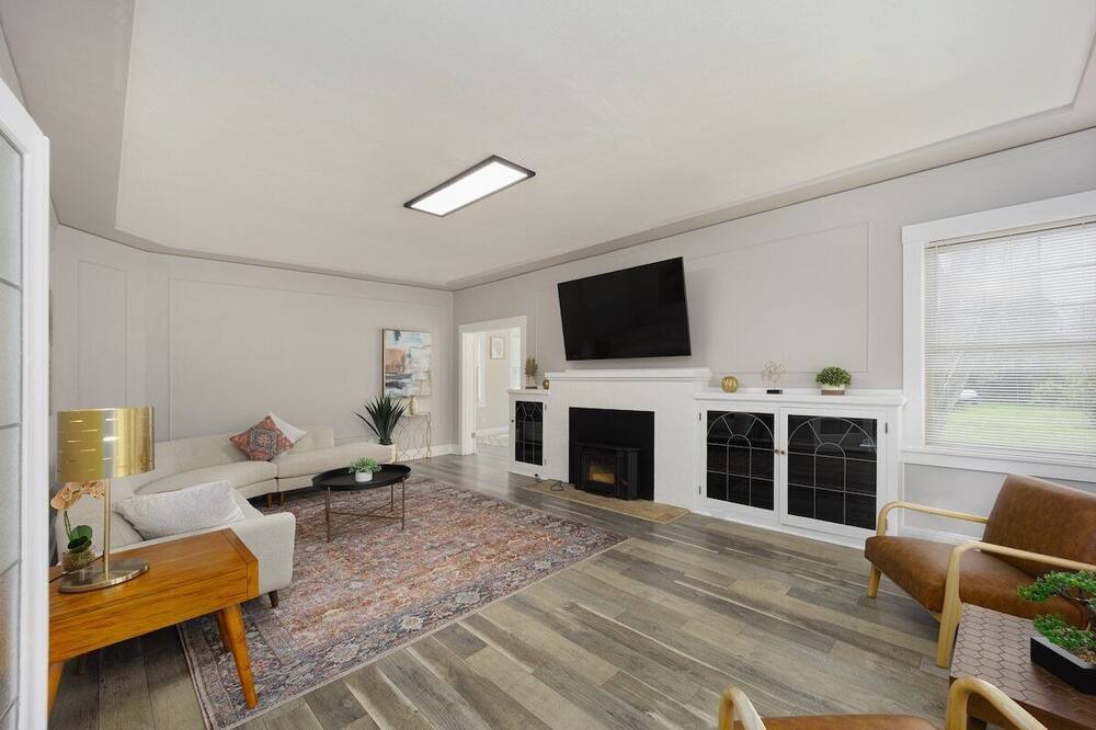 Photo of Livingroom in Pleasant Grove