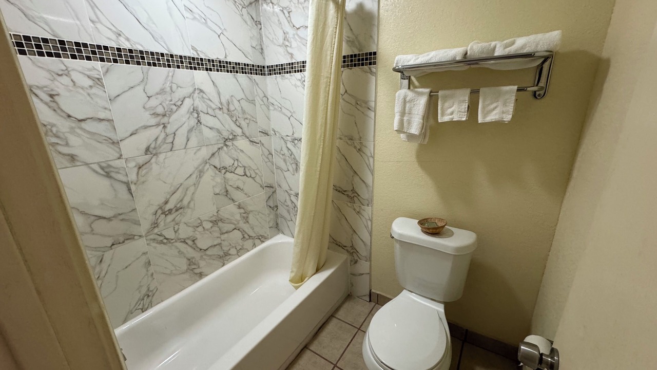 Photo of Bedroom in Ada