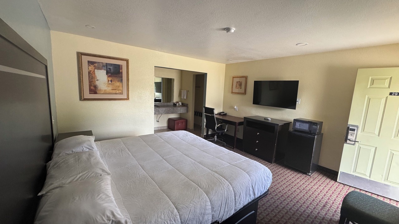 Photo of Bedroom in Ada
