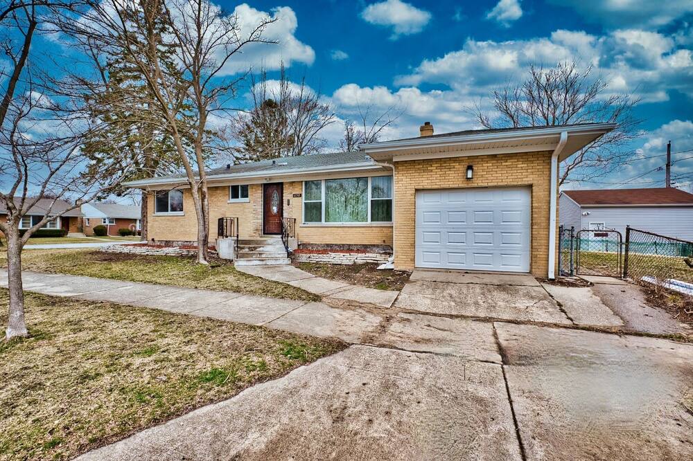 Photo of Outdoor in Skokie