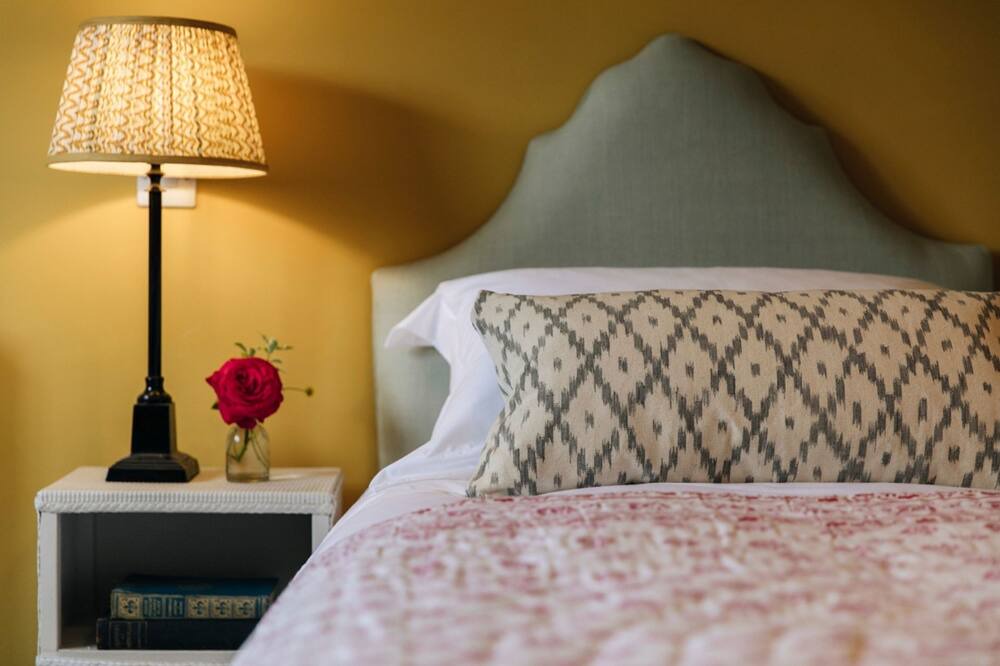 Photo of Others in Newington