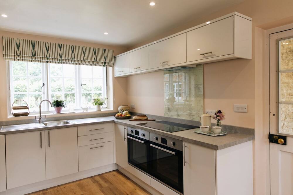 Photo of Others in Newington