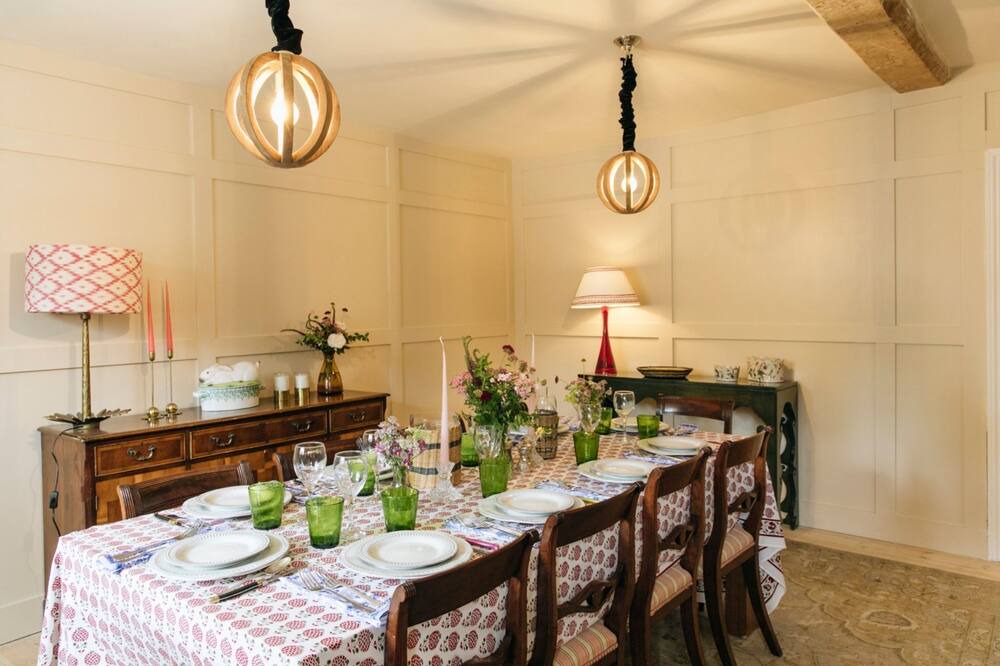 Photo of Bedroom in Newington