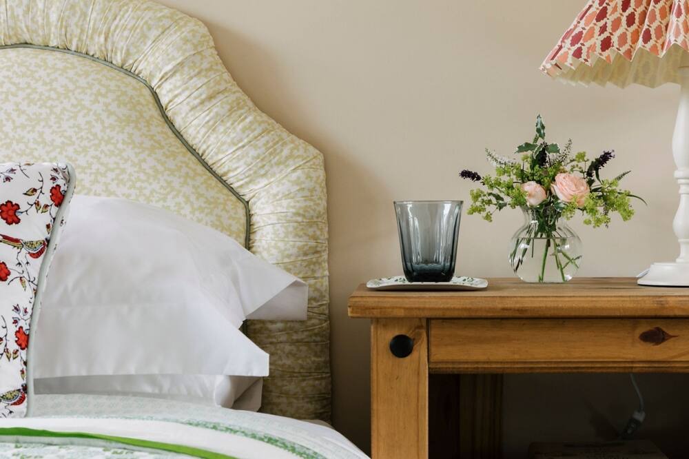 Photo of Others in Newington