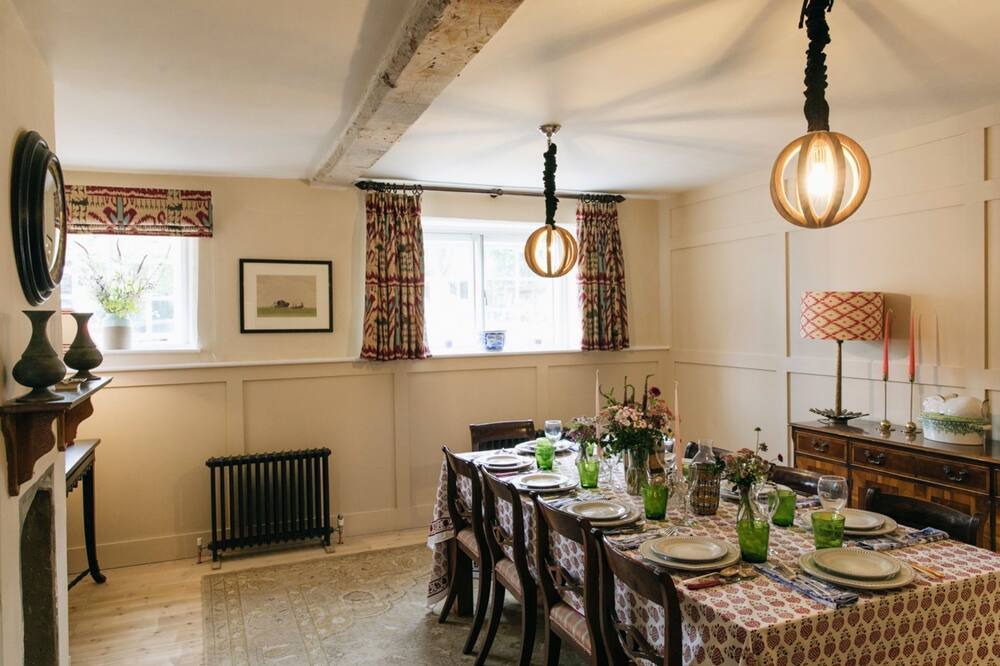 Photo of Bedroom in Newington