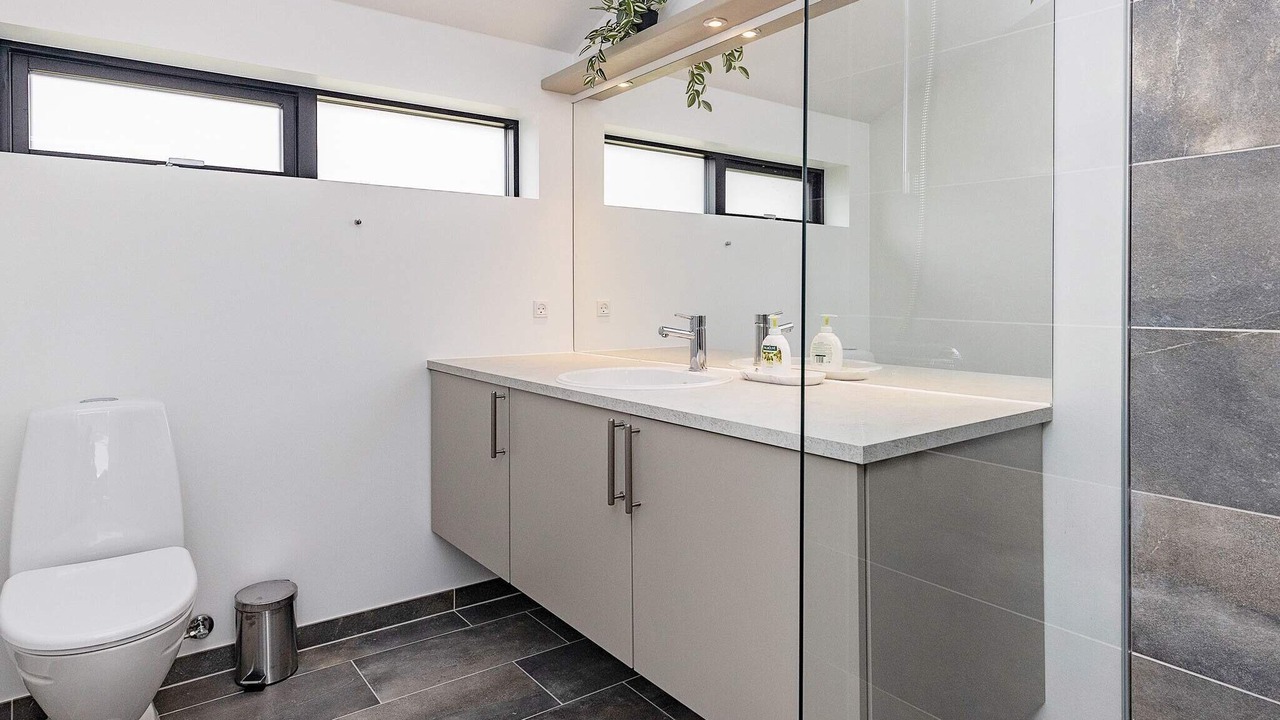 Photo of Bathroom in Aalbaek