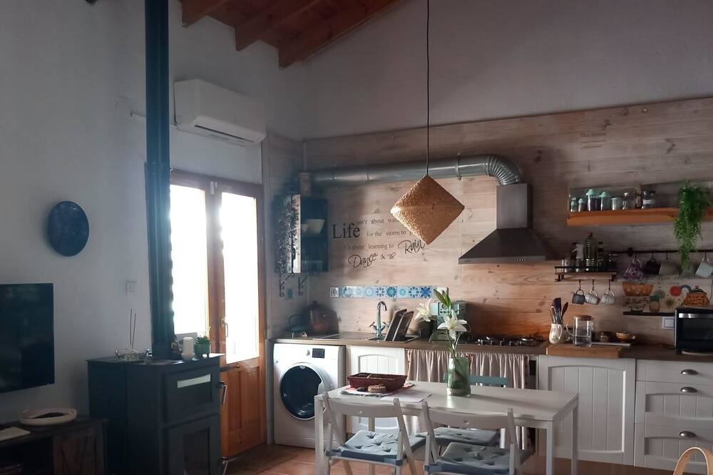 Photo of Kitchen in Alaquas
