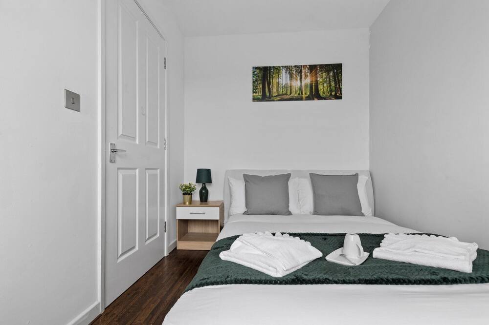 Photo of Bedroom in Charlton