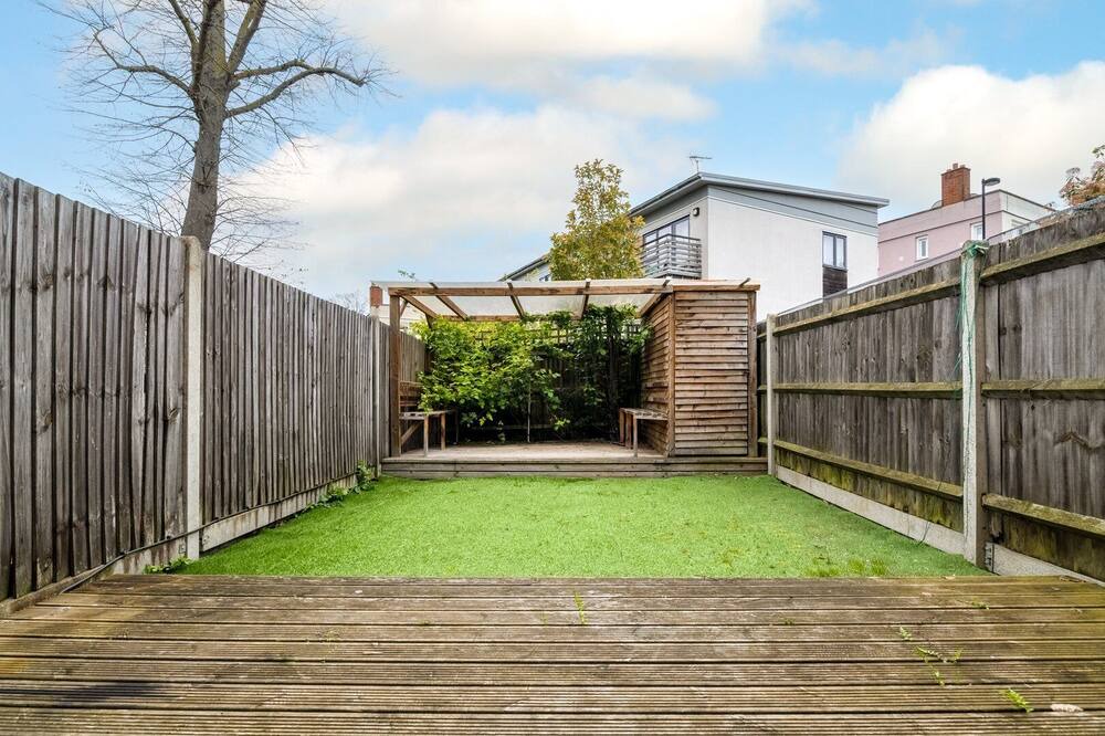 Photo of Outdoor in Charlton