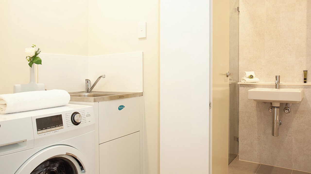 Photo of Others in Crows Nest