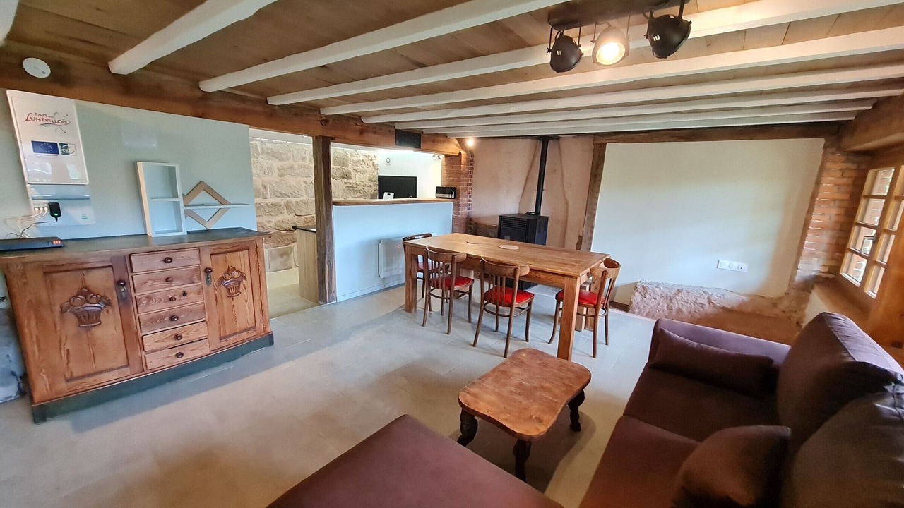 Photo of Livingroom in Val-et-Chatillon