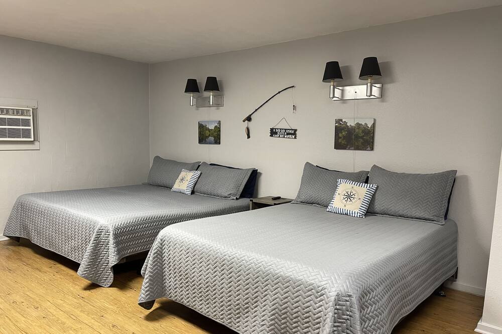 Photo of Bedroom in Broaddus