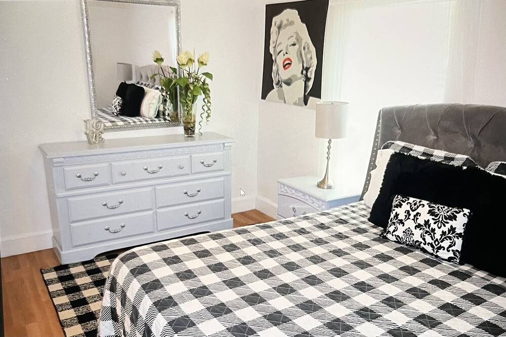 Photo of Bedroom in Greater Palm River Point CDC