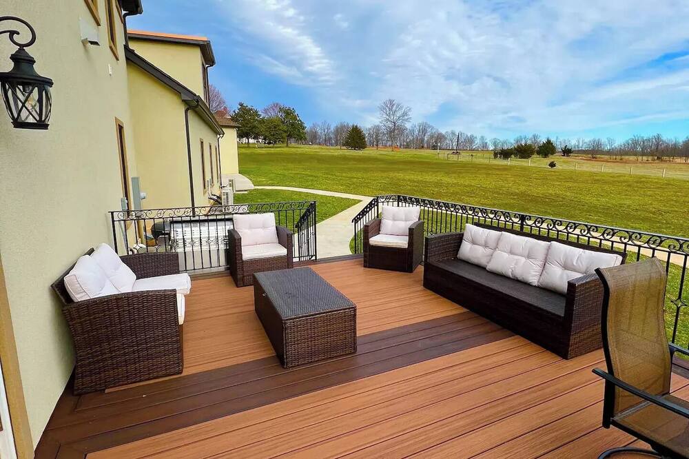 Photo of Patio Balcony in Forest