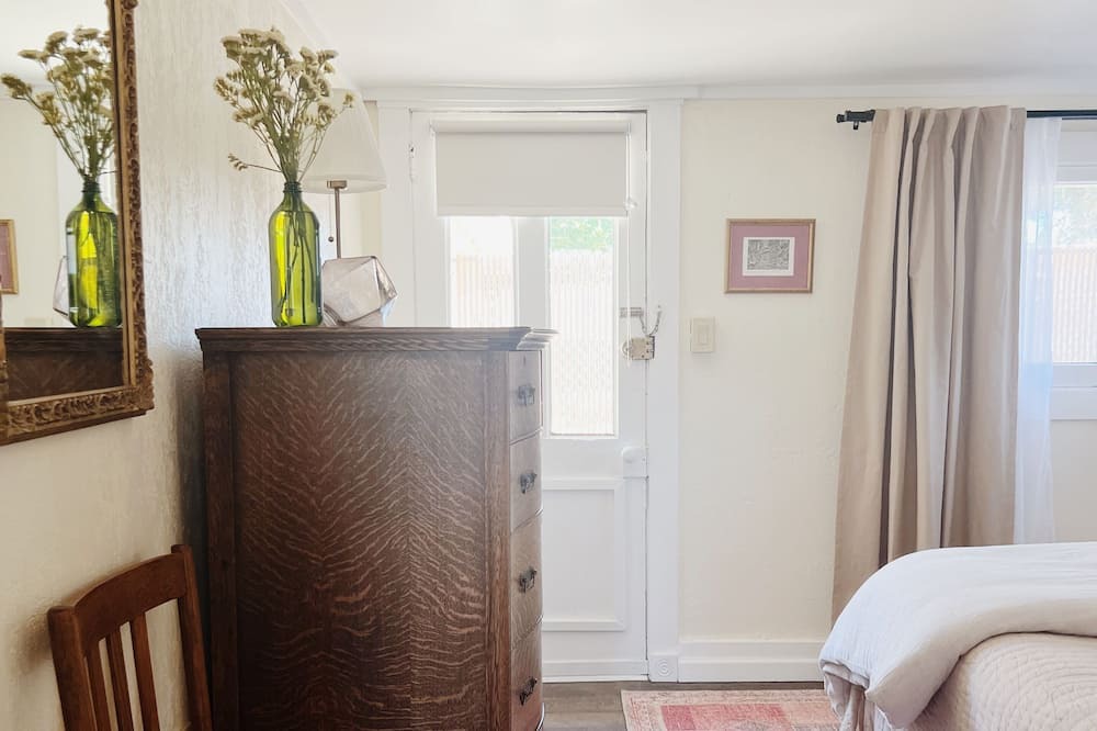 Photo of Bedroom in Mesilla Park