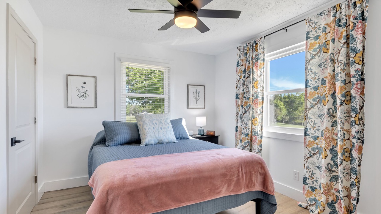 Photo of Bedroom in Allons