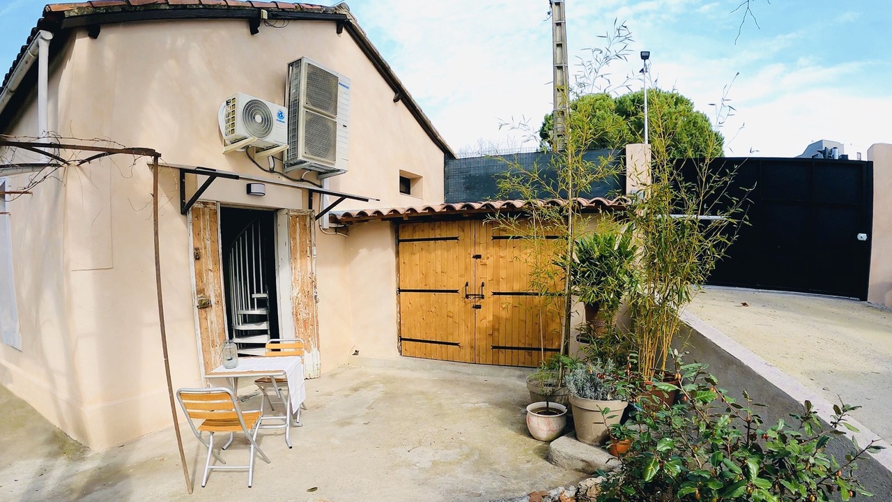 Photo of Patio Balcony in La Pompignane