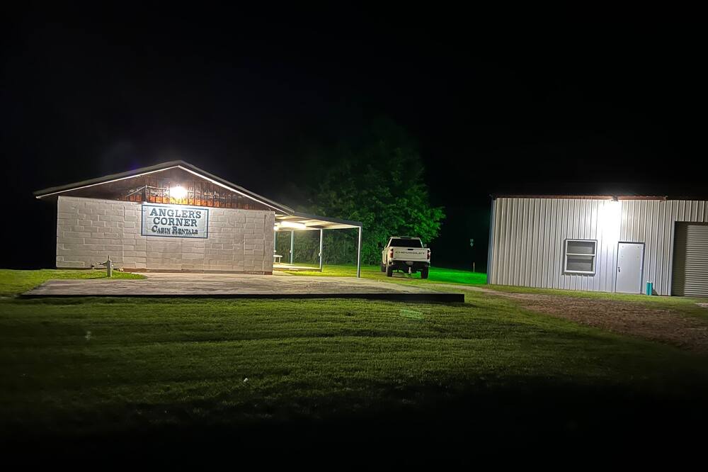 Photo of Outdoor in Broaddus