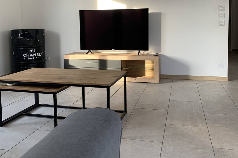 Photo of Livingroom in Rocher