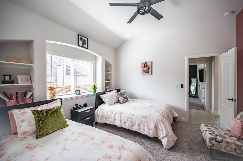 Photo of Bedroom in Royse City