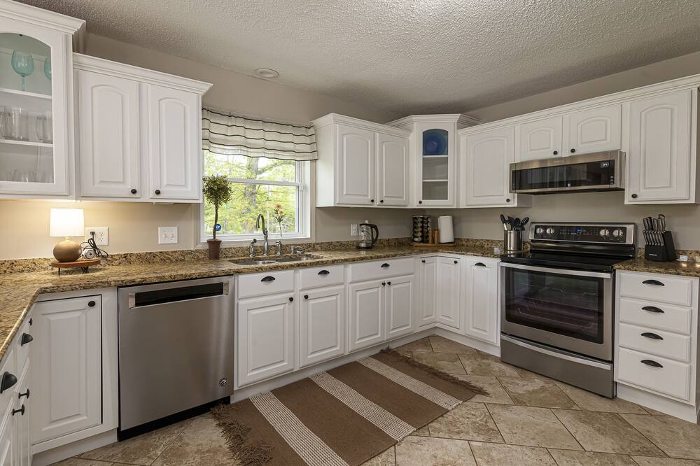 Photo of Kitchen in Wolf Creek