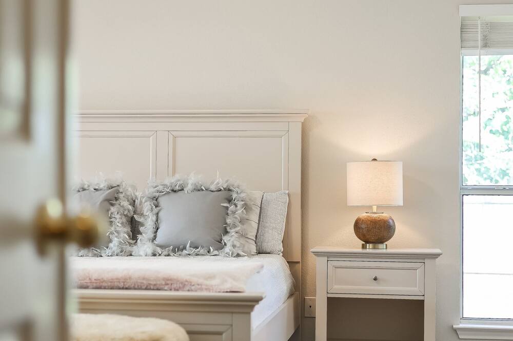 Photo of Bedroom in Cat Hollow