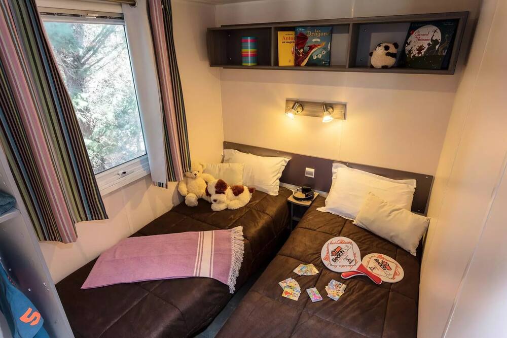 Photo of Bedroom in Saint-Thome
